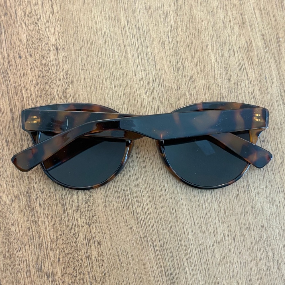 Anthropologie Tortoiseshell Sunglasses - Picture 5 of 6